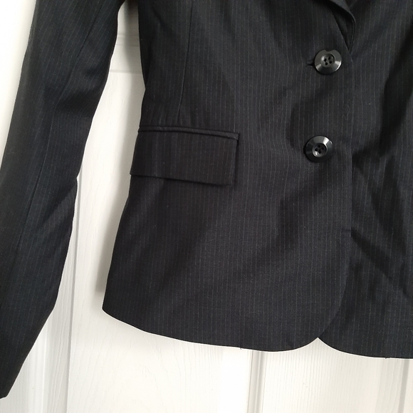 Aritzia Talula Babaton Pinstripe Black Blazer 2 - Picture 3 of 7
